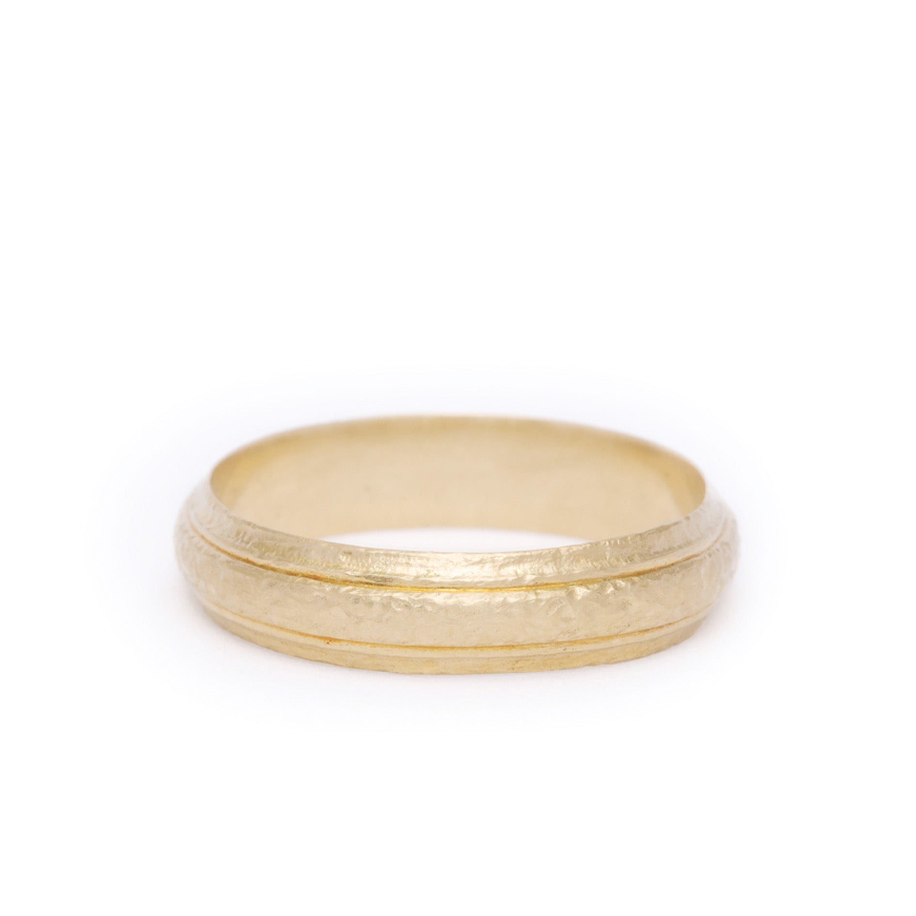 Mable’s Table Ring 4mm