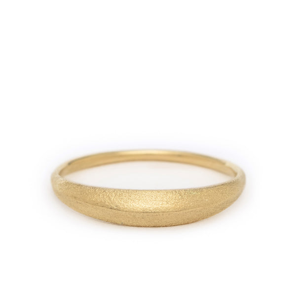 Keeled Wedding Ring
