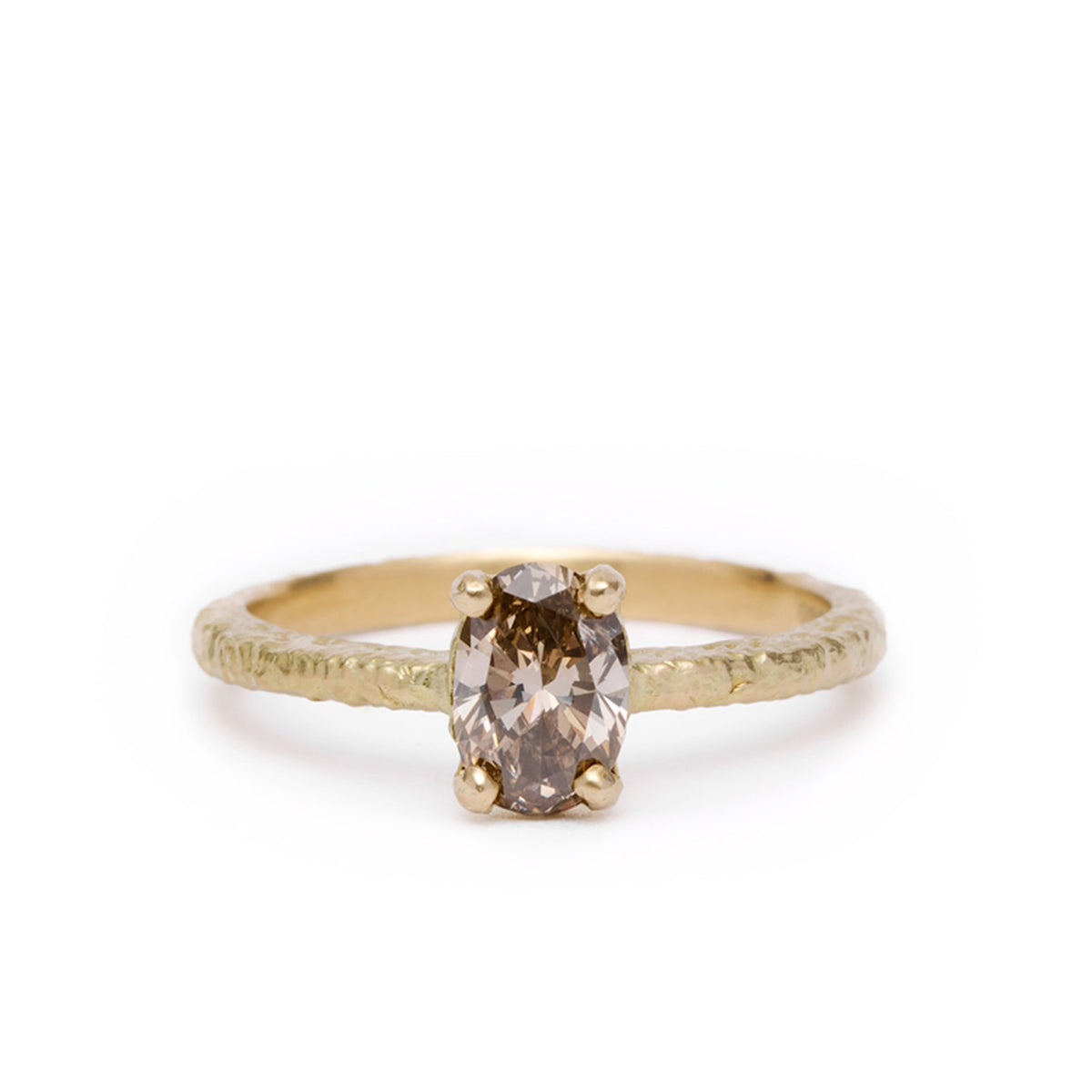 maya-selway-una-oval-chmpagne diamond-solitaire-ring-.75ct 18ct yellow gold