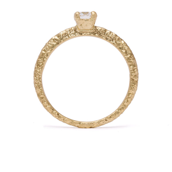 maya-selway-una-white diamond-solitaire-ring-0.25ct textured 18ct yellow gold 