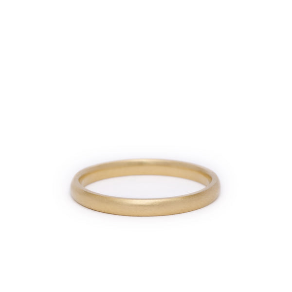 maya selway matte band 2mm matte 18ct yellow gold 2mm width