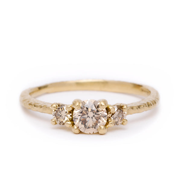 maya selway remember ring three stone textured 18ct yellow gold champagne diamonds